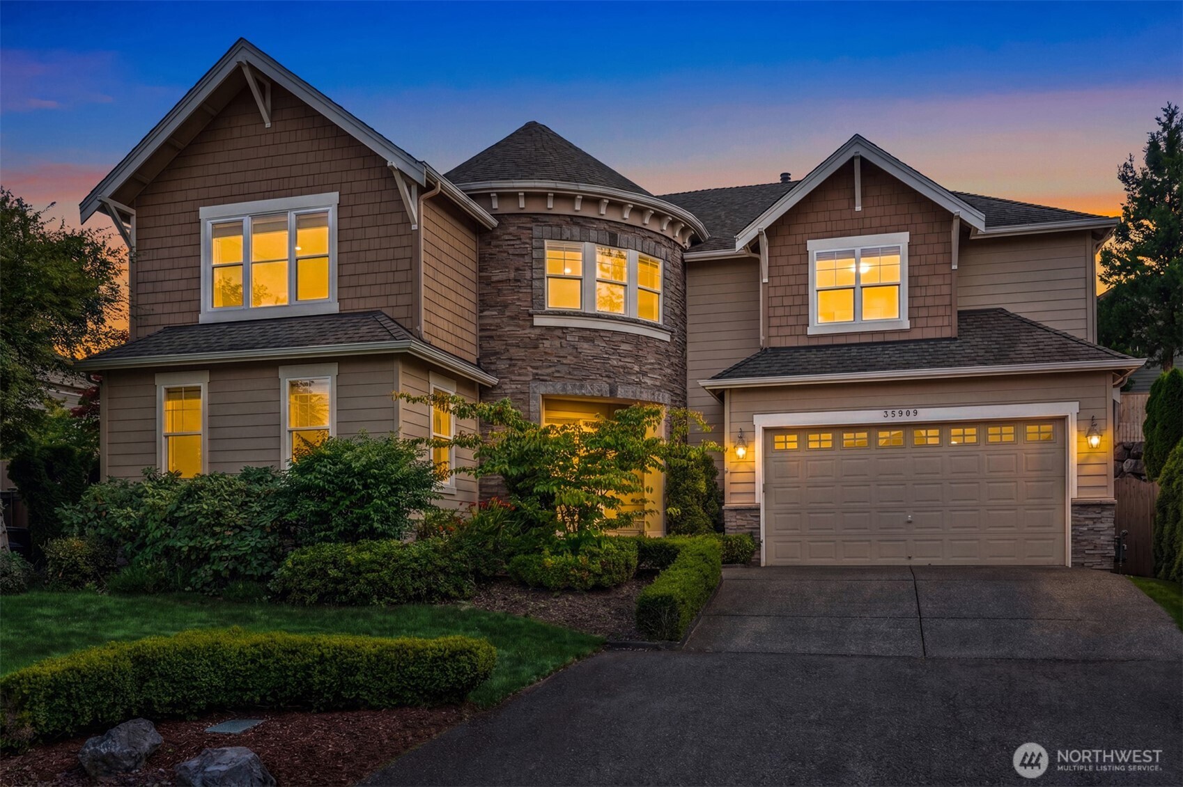 35909 Boulder Ct Snoqualmie WA 98065
