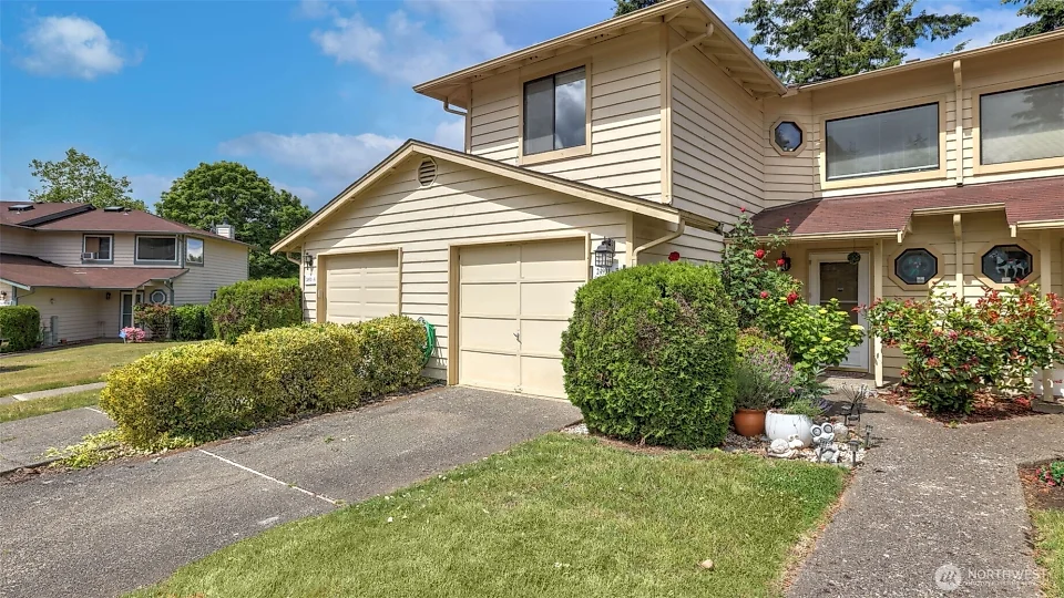 24931 109th Pl SE Unit 48B Unit 48B Kent WA 98030