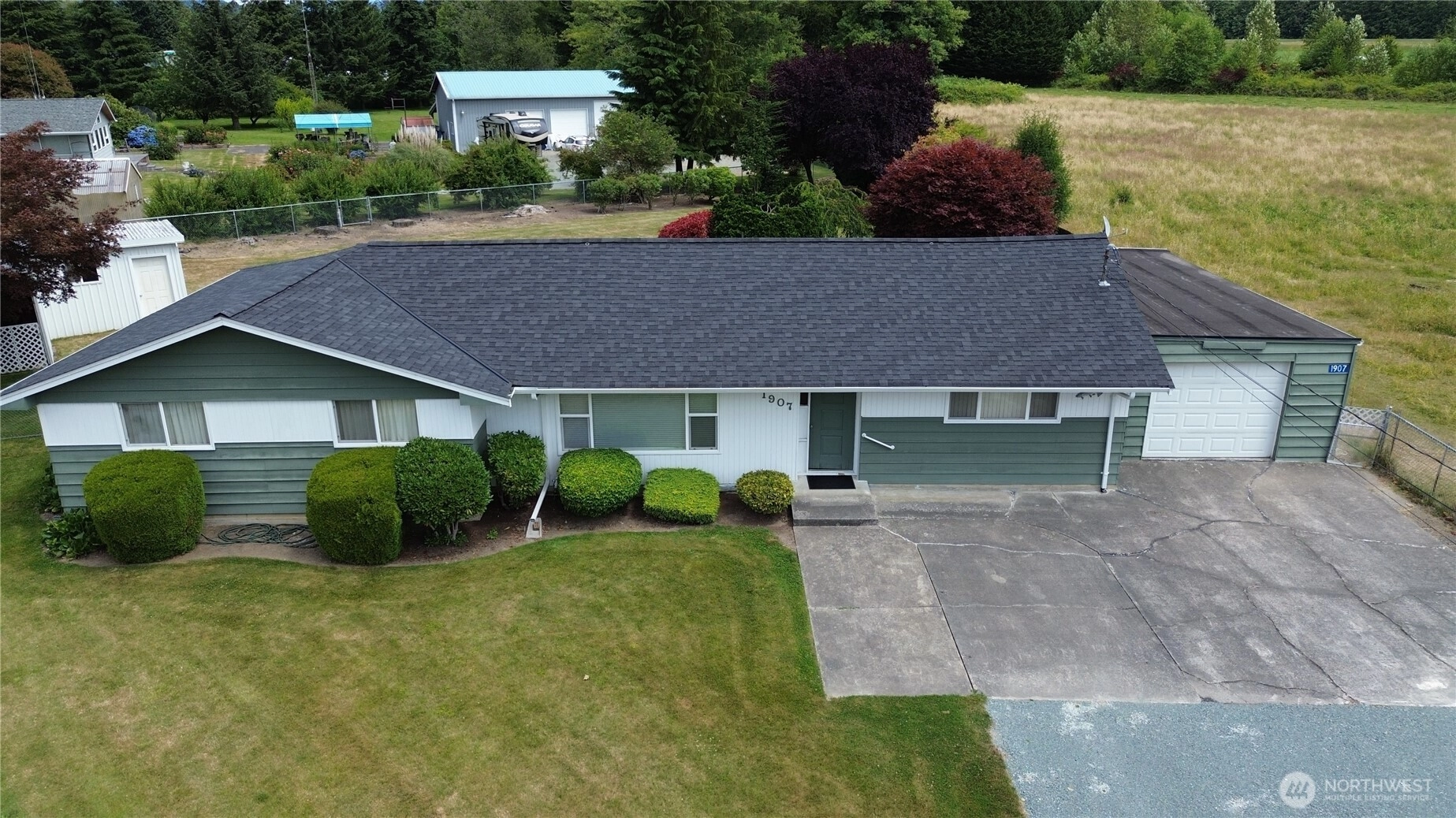 1907 Sparrs Ln Burlington WA 98233