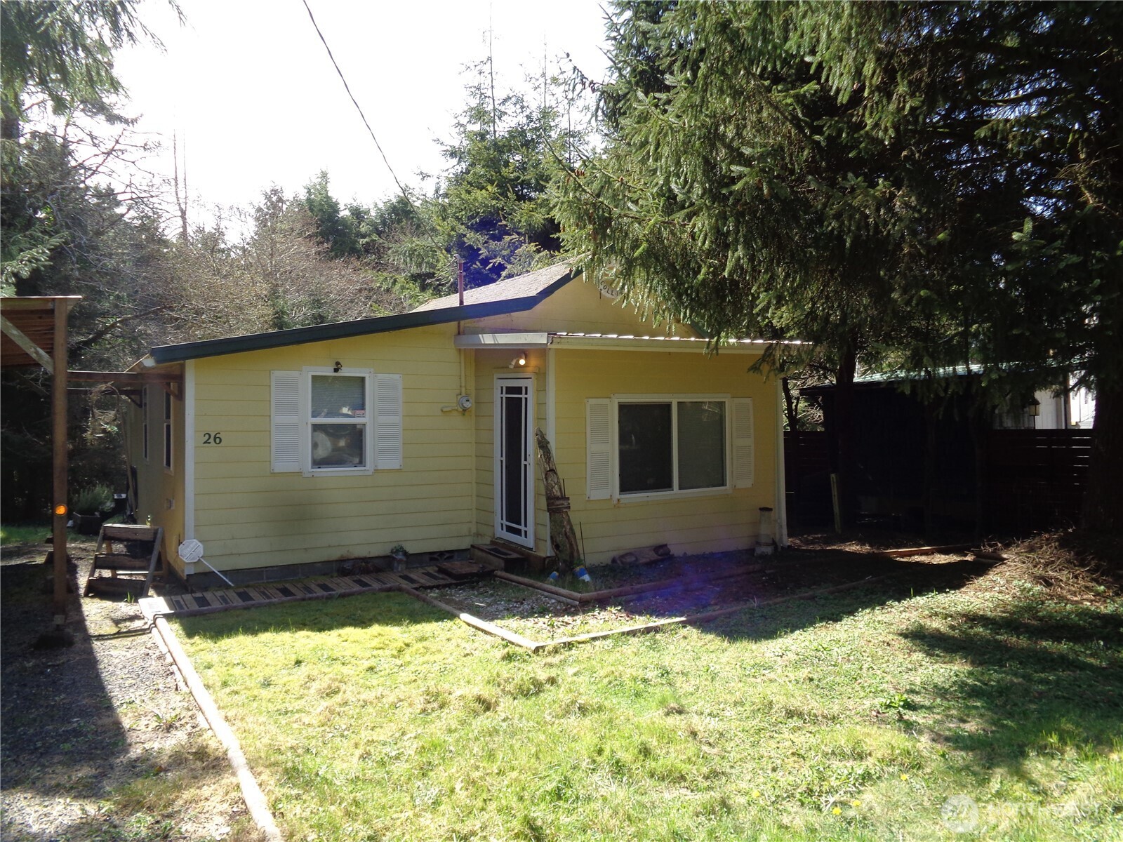 26 Viewcrest Dr Copalis Beach WA 98535