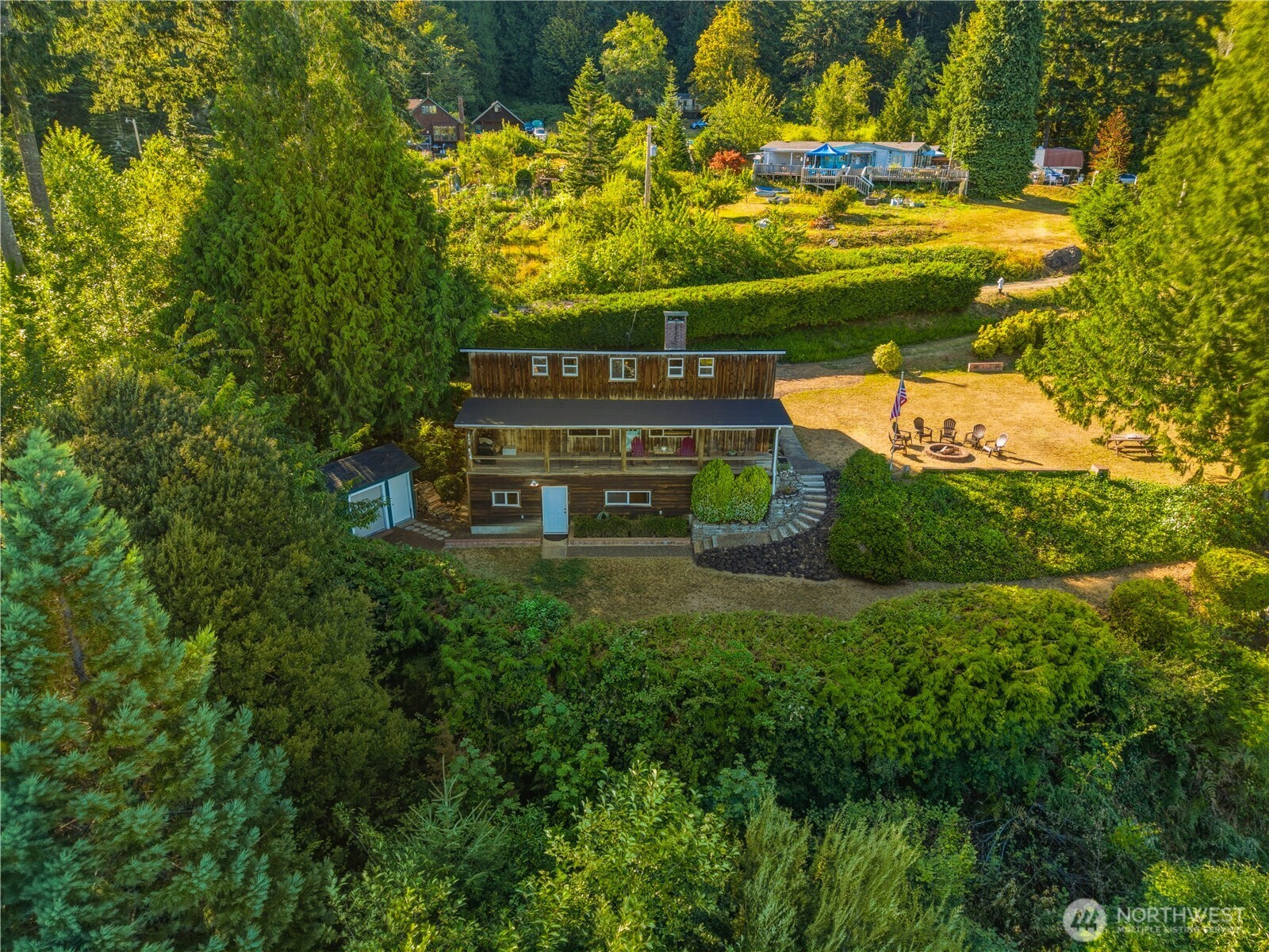 61 N Terrace Loop Hoodsport WA 98548