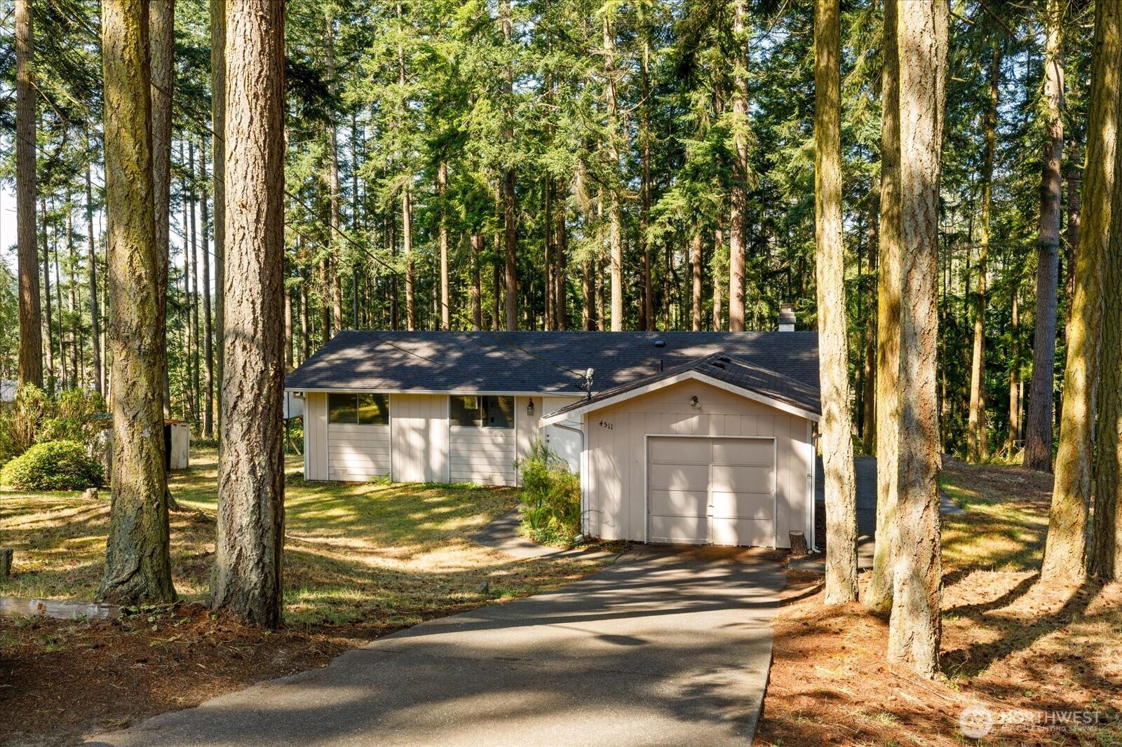 4511 Woodland Circle Oak Harbor WA 98277