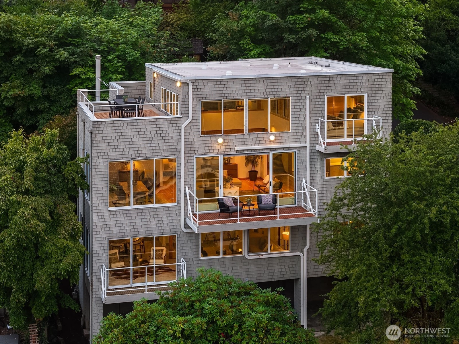 3751 E Columbia St Seattle WA 98122