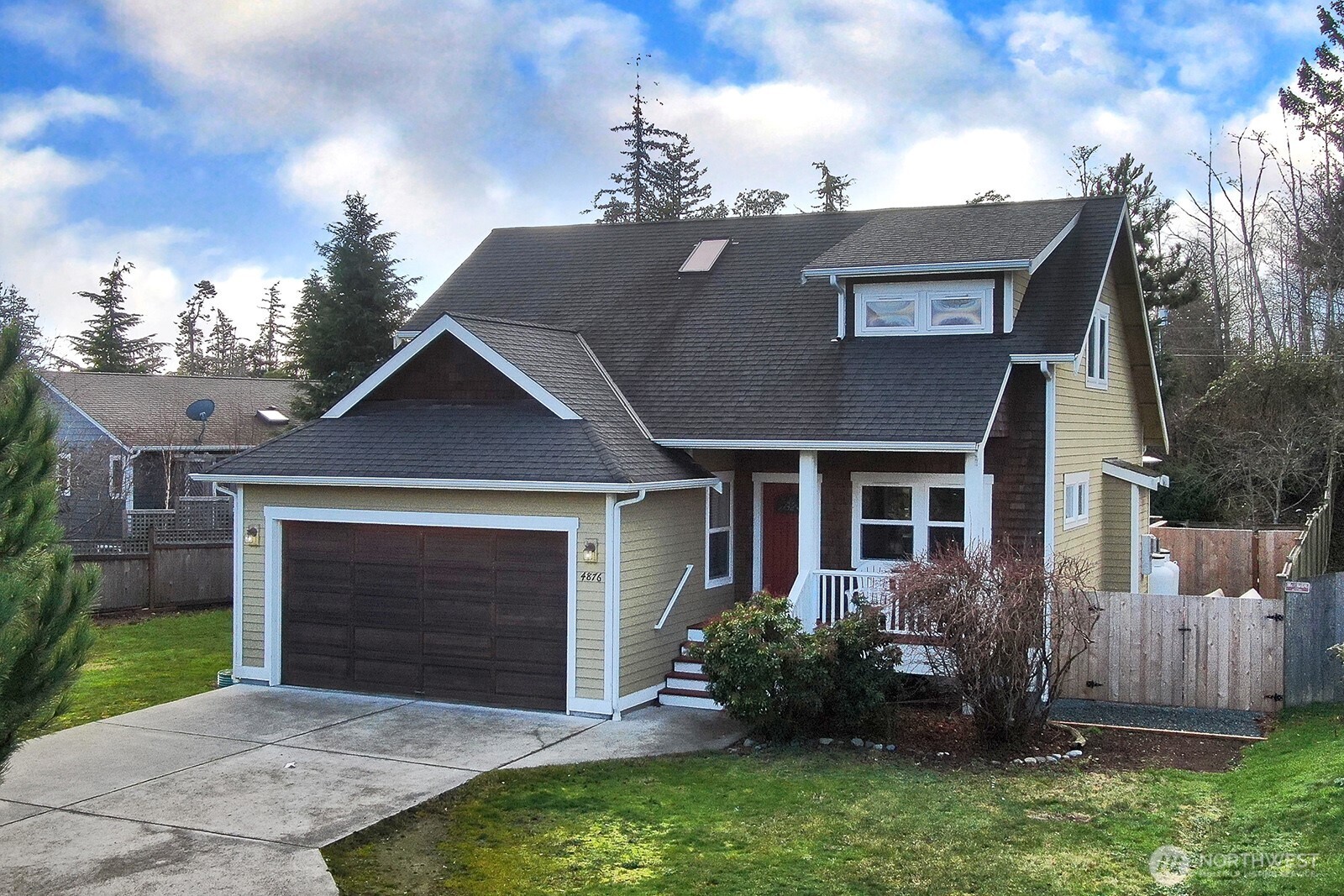 4876 Breezefair Rd Freeland WA 98249