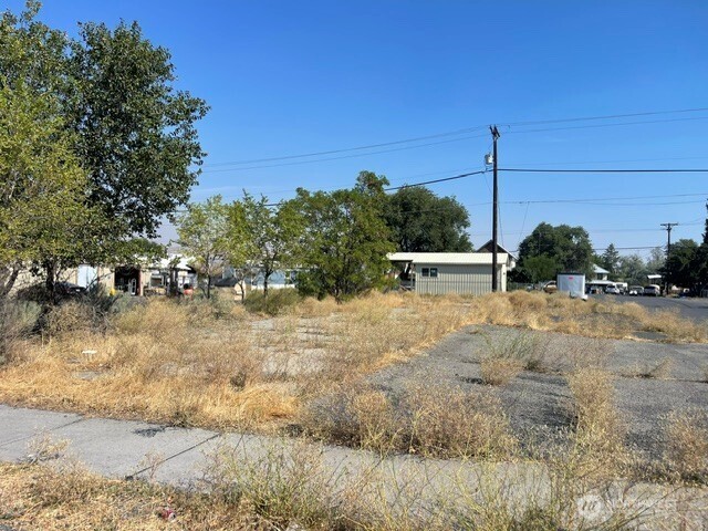 W Walnut St Unit  Coulee City WA 99115