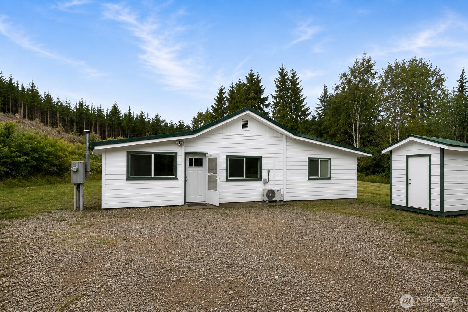 1929 Us Hwy 101 Hoquiam WA 98550