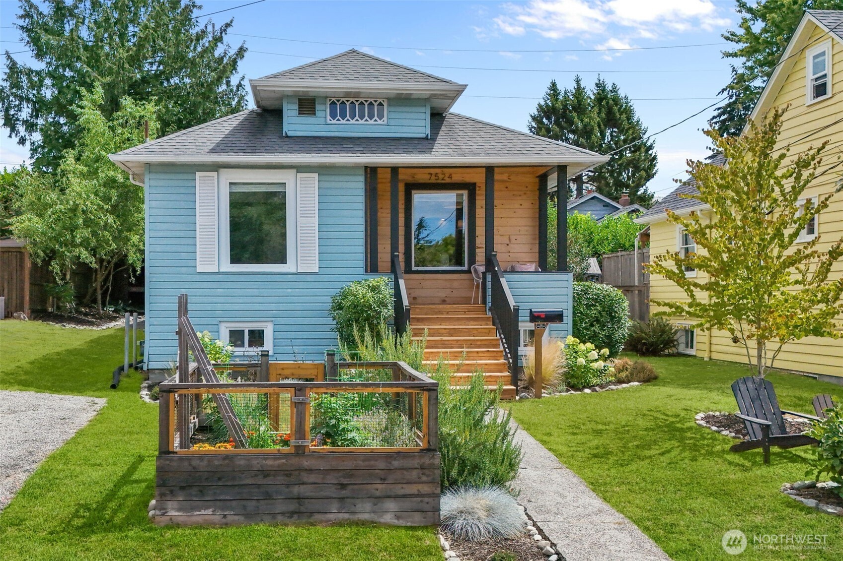 7524 12th Ave NW Seattle WA 98117