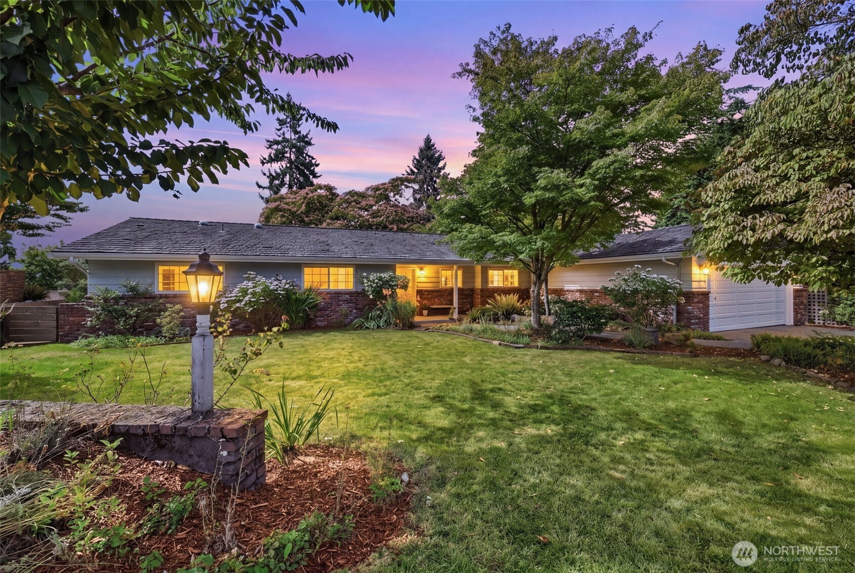 17815 NE 9th St Bellevue WA 98008