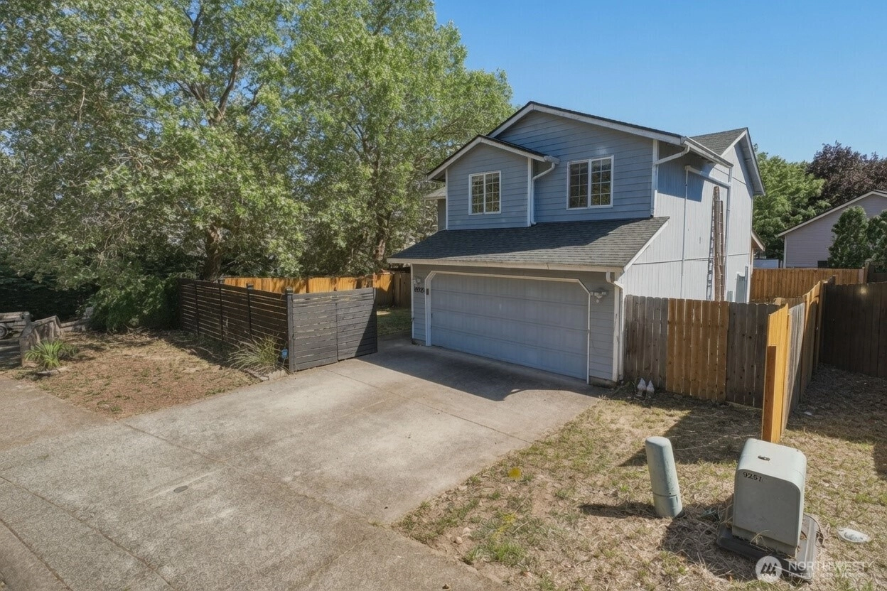 8292 NE Snowberry Loop Vancouver WA 98664