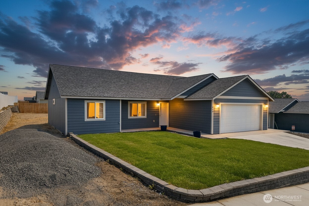 619 Kimberly Ave Unit  Royal City WA 99357