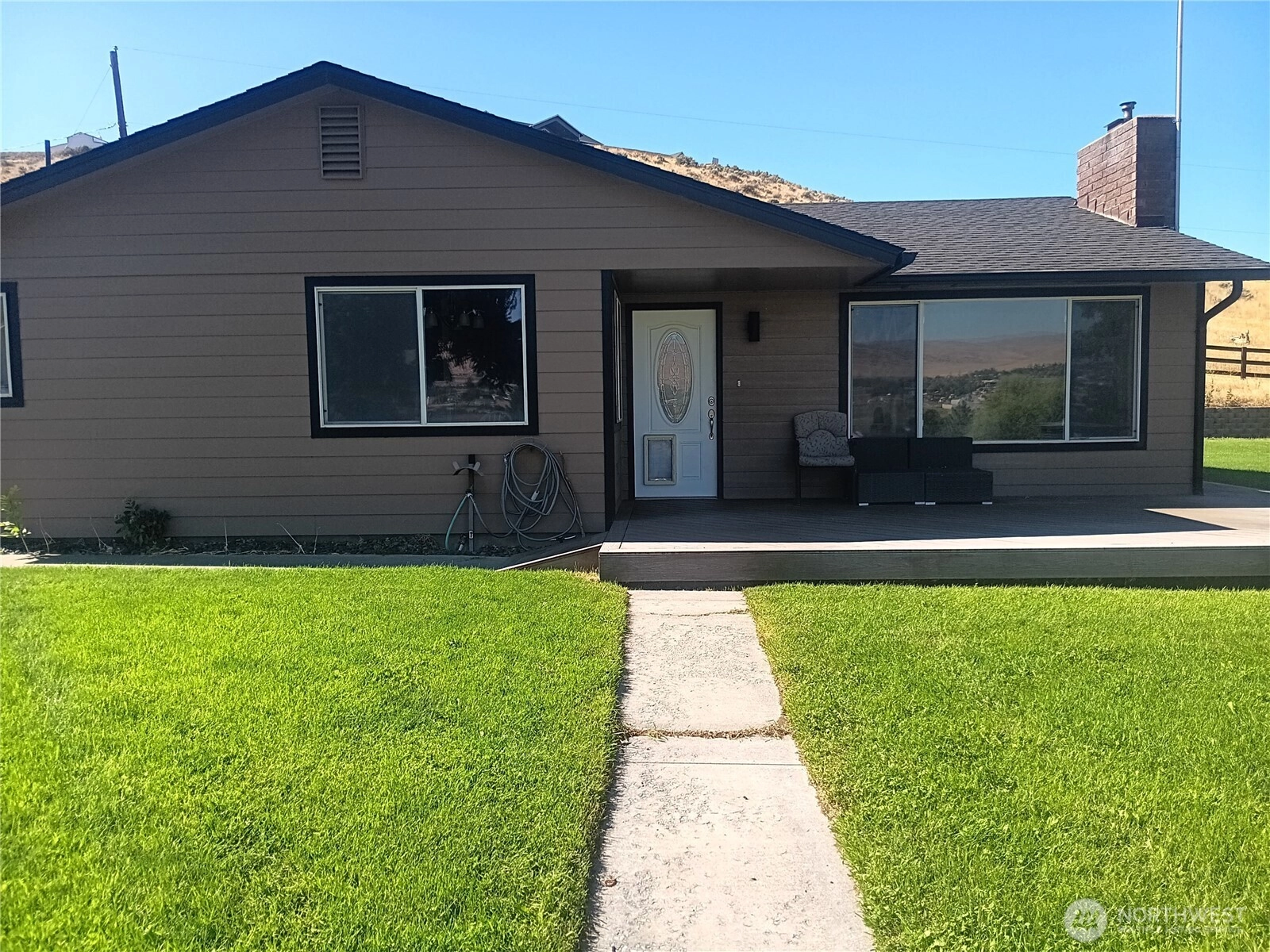 260 Adobe Way Selah WA 98942