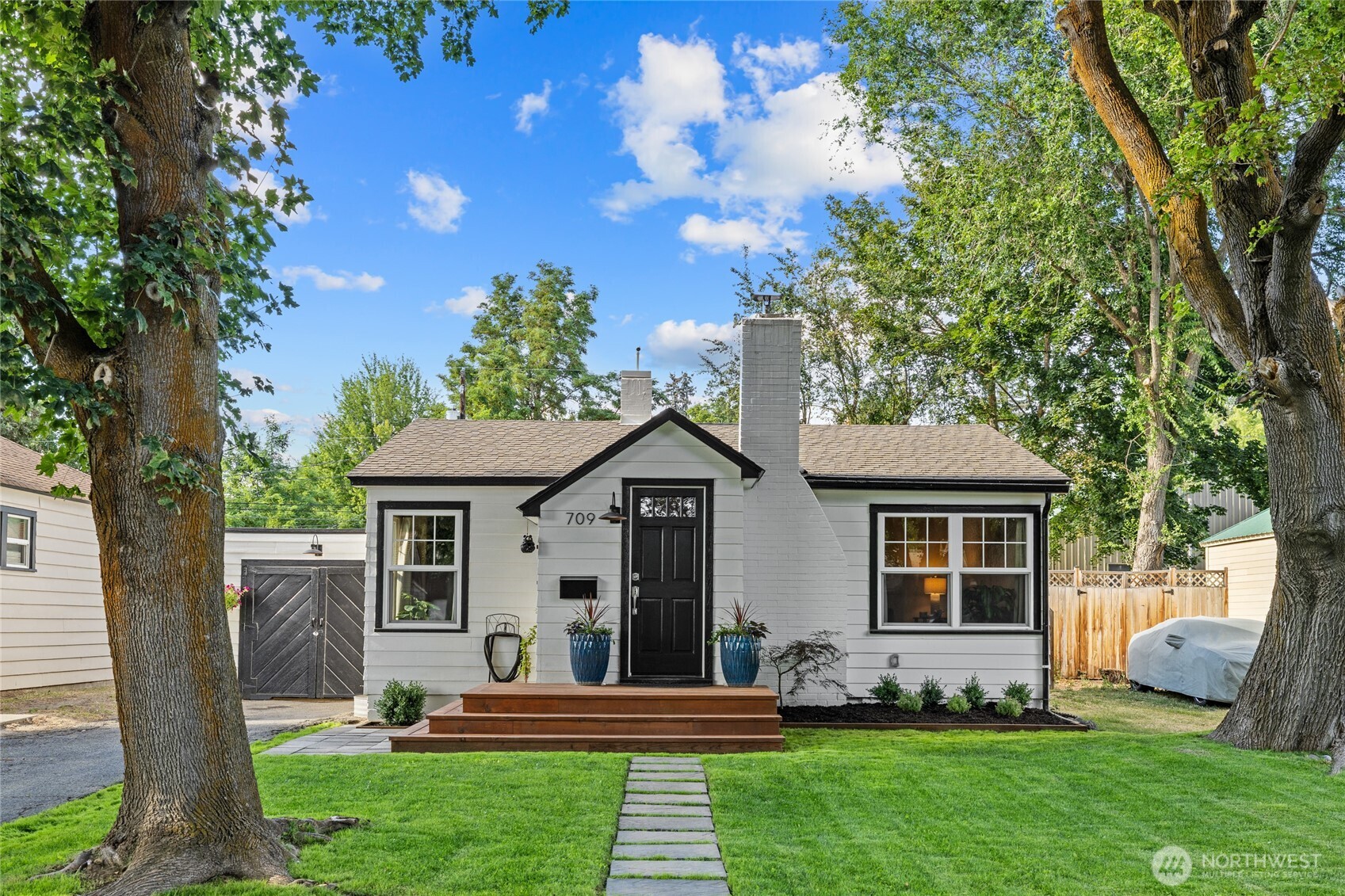 709 E Tacoma Ave Unit  Ellensburg WA 98926