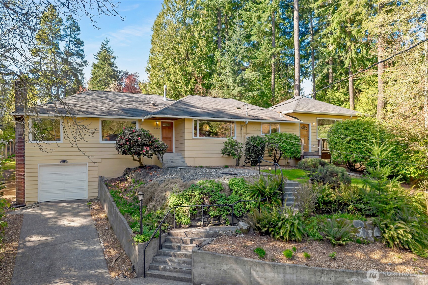 2209 NE 177th St Unit  Shoreline WA 98155