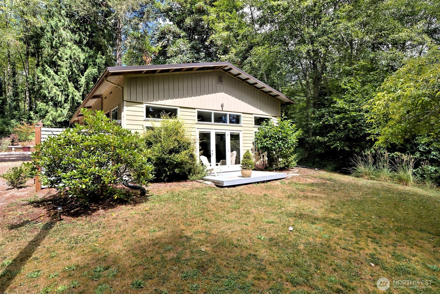320 E Agate Beach Dr Shelton WA 98584