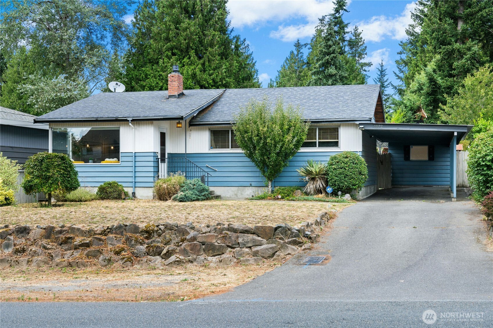 1572 NE 170th St Shoreline WA 98155