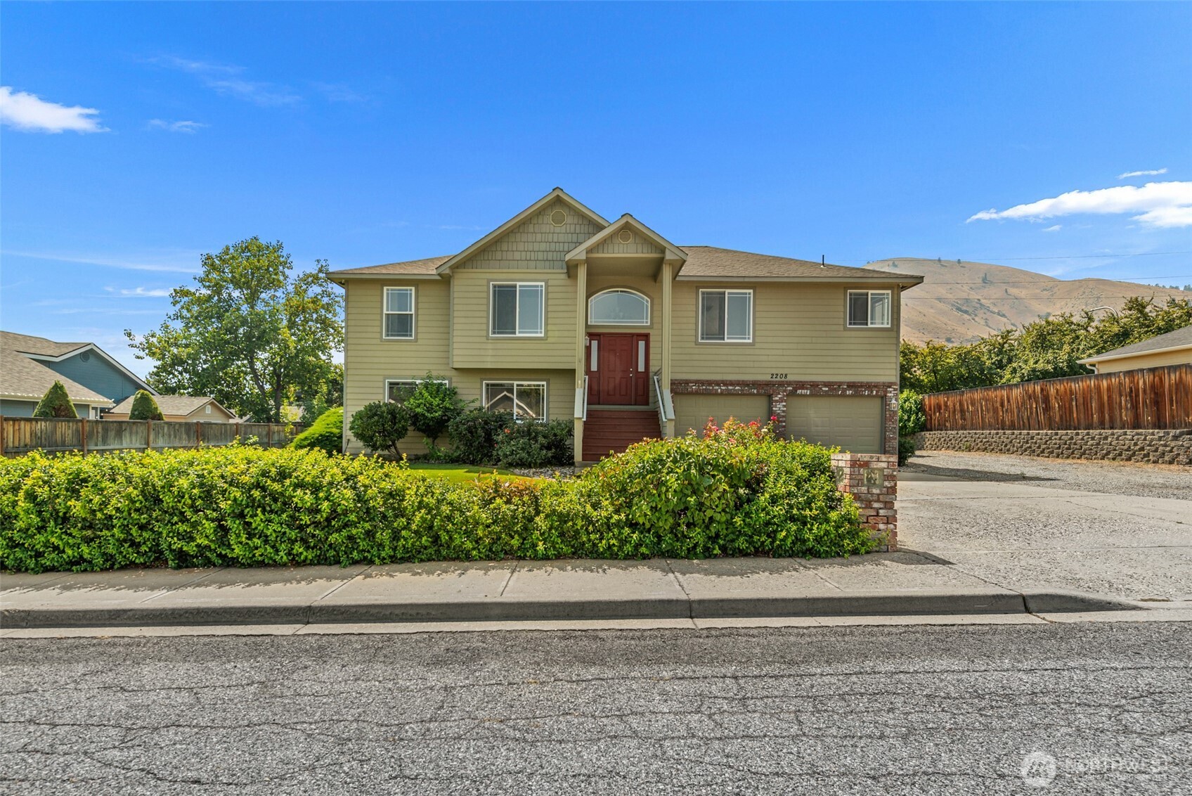2208 Ashley Brooke Wenatchee WA 98801