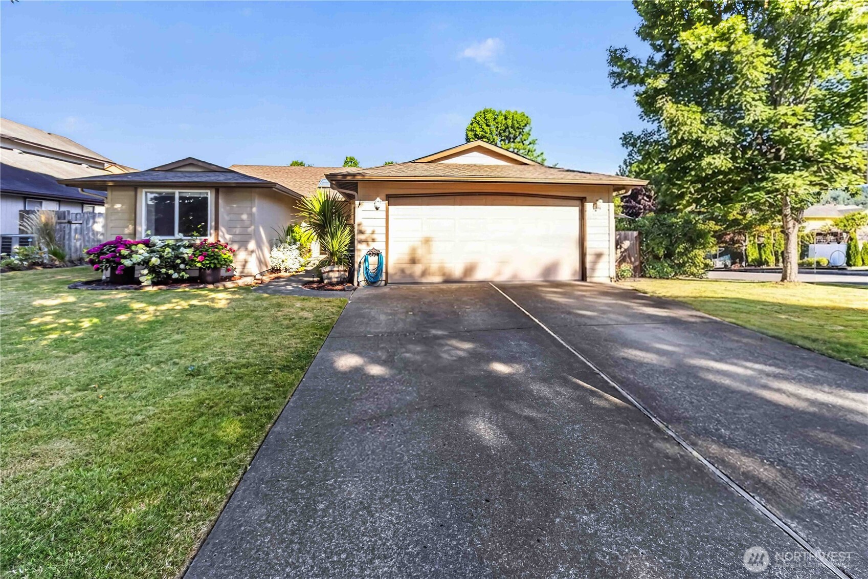 2443 Hickory Ave Longview WA 98632