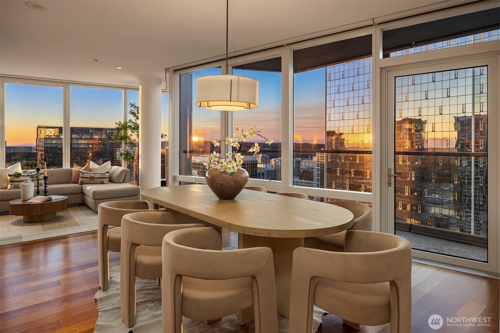 500 106th Ave NE Unit 3705 Unit 3705 Bellevue WA 98004