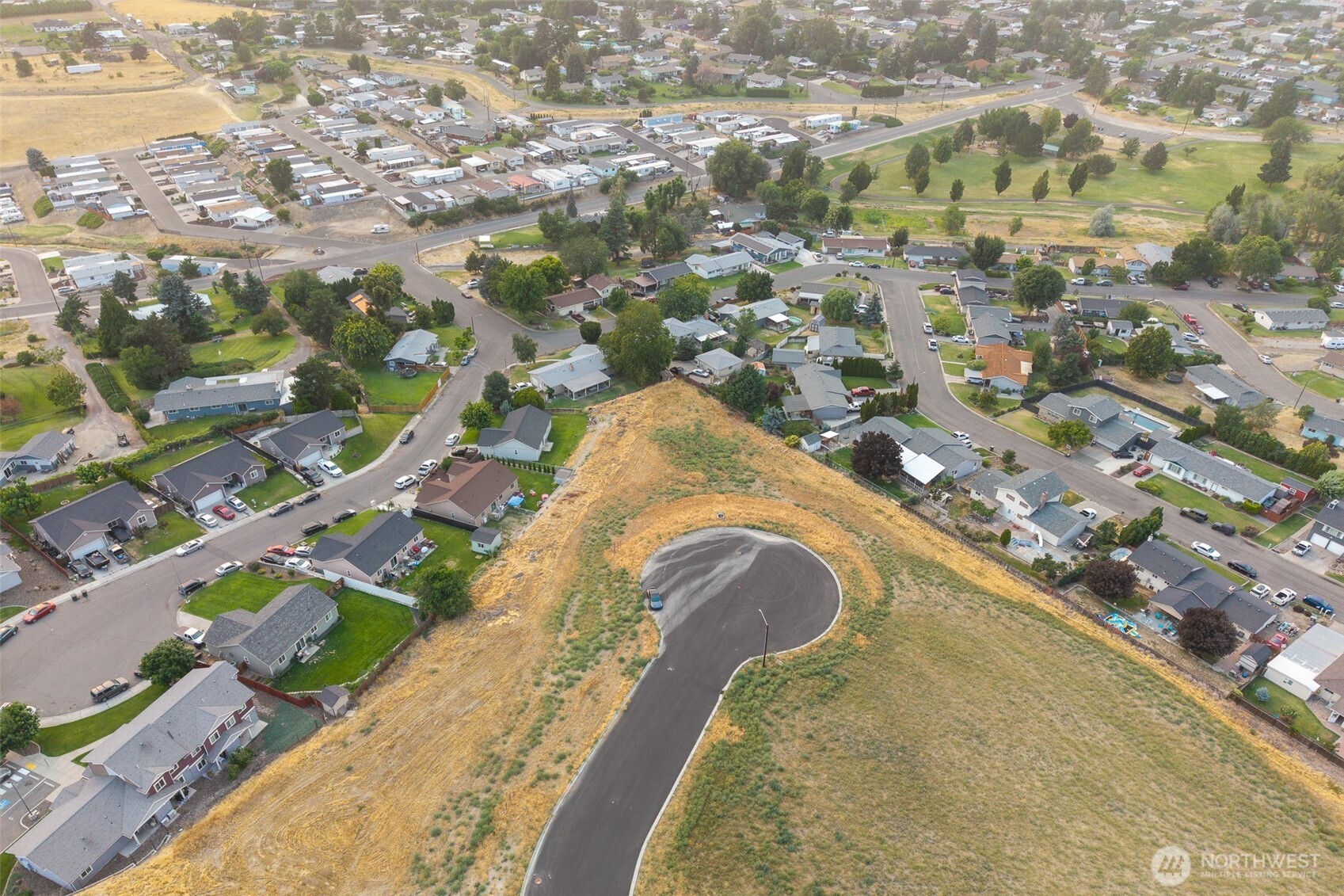 606 Ruby Ave Grandview WA 98930