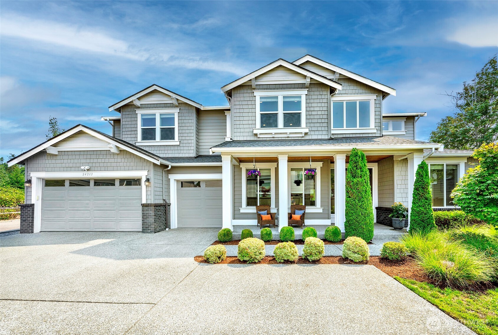 24213 1st Ave SE Unit  Bothell WA 98021