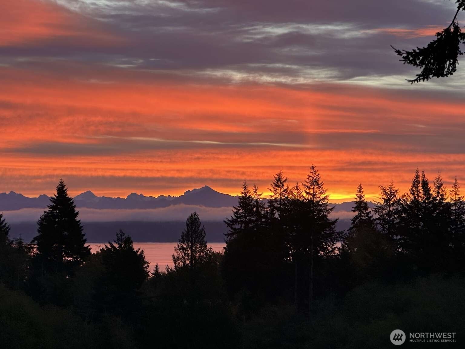 800 Lawson Rd Camano Island WA 98282