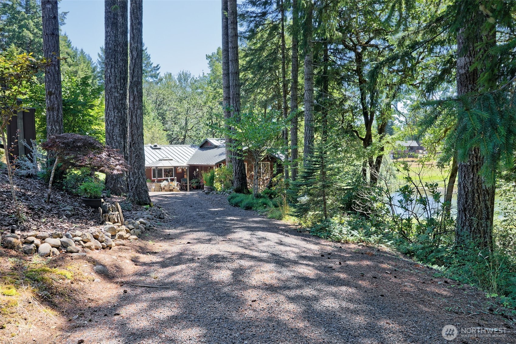 2111 W Hanks Lake Rd Unit  Shelton WA 98584
