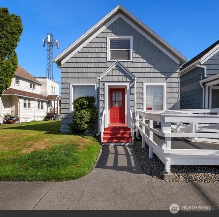 621 W Market St Aberdeen WA 98520