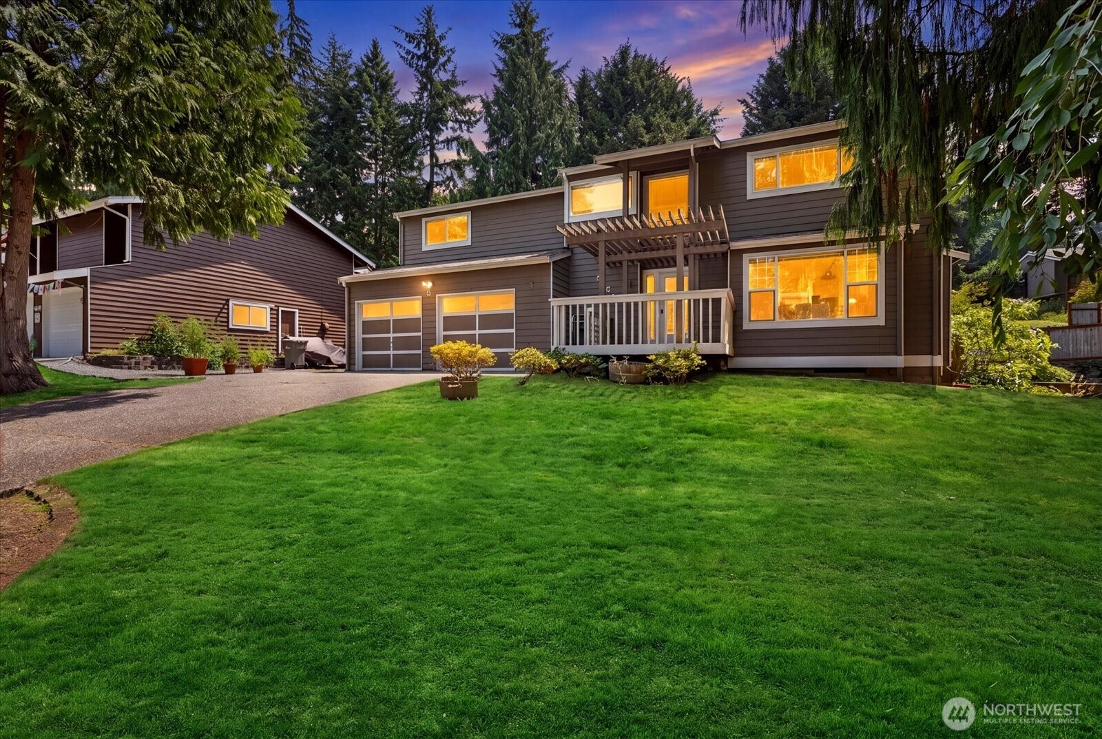 9121 NE 143rd Pl Kirkland WA 98034