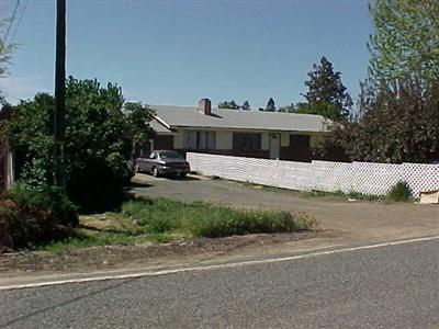 1060 Jones Rd Wapato WA 98951