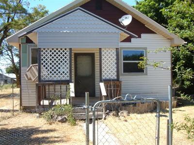 907 Garfield St Unit  Lamont WA 99032
