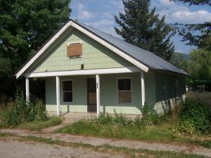 117 8th Ave Ione WA 99139
