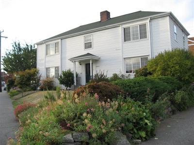 7866 Green Lake Dr N Unit 4 Unit 4 Seattle WA 98103
