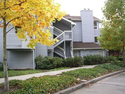 9242 Woodlawn Ave N Unit D Unit D Seattle WA 98103