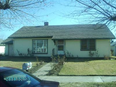 108 S Chestnut St Toppenish WA 98948