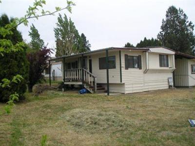 1205 1/2 Vista Dr Grandview WA 98930