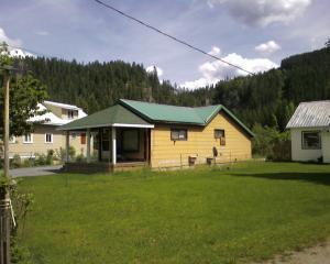 331 Lehigh Ave Metaline Falls WA 99153