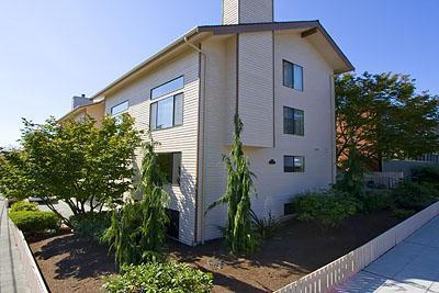 1109 N Allen Pl Unit 101 Unit 101 Seattle WA 98103