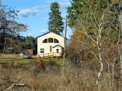 18 Grandlouis Rd Inchelium WA 99138