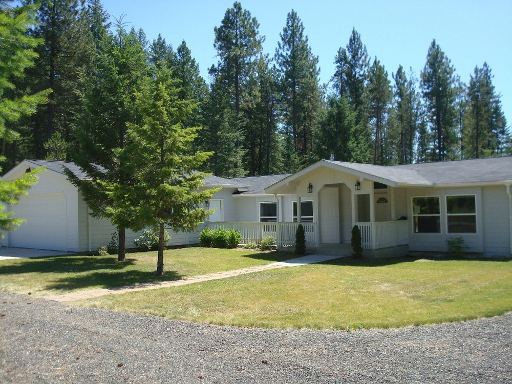 4213 E Fantasy Ct Loon Lake WA 99148