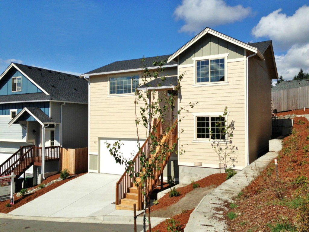 878 NW Tinkam Ct Unit  Bremerton WA 98311