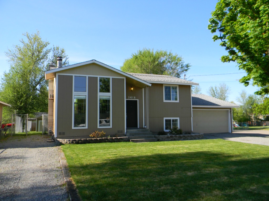 3618 E 1st St Mead WA 99021
