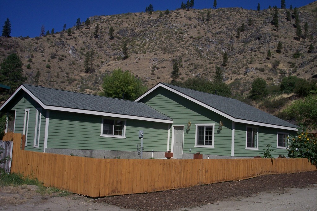 214 Mill St Unit  Ardenvoir WA 98811