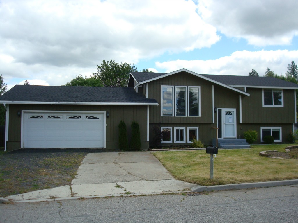 15308 N Sheridan St Mead WA 99021