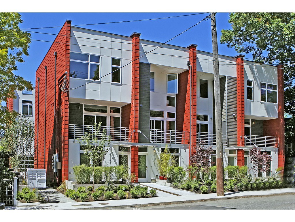 2123 10th Ave W Unit A Unit A Seattle WA 98119