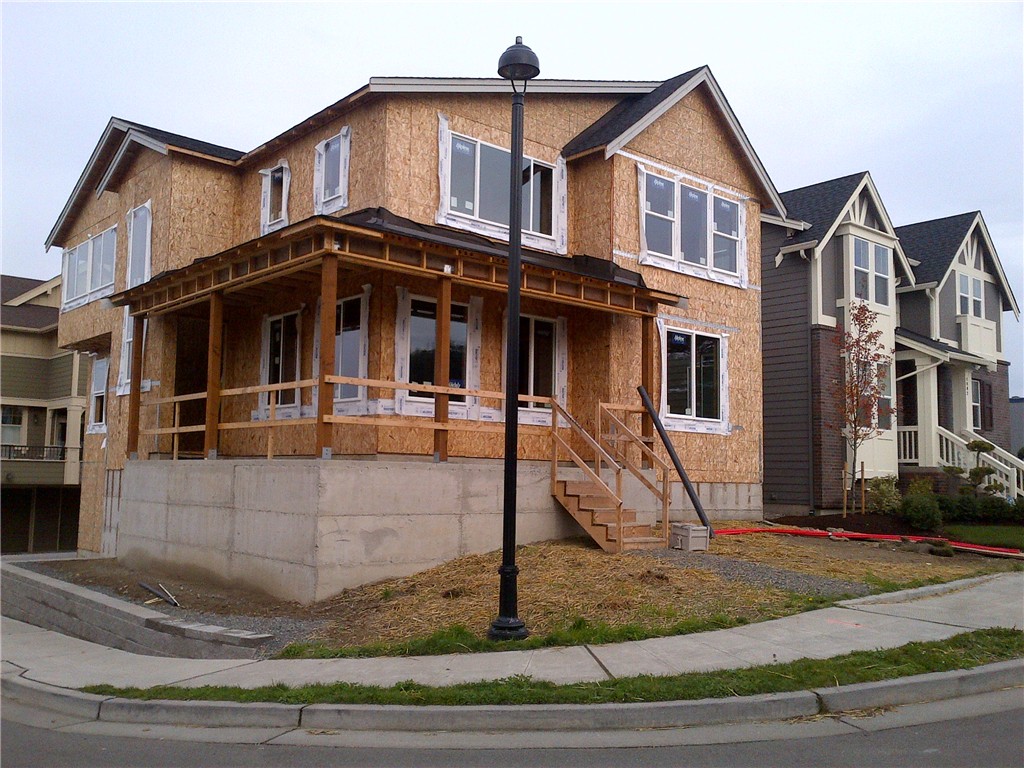 4004 Briarcliff Ln W Unit  Seattle WA 98199