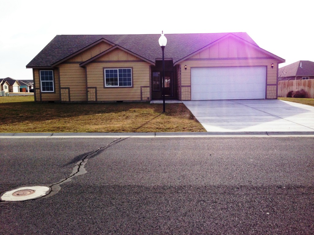 335 Dandero Dr SE Unit  Moses Lake WA 98837
