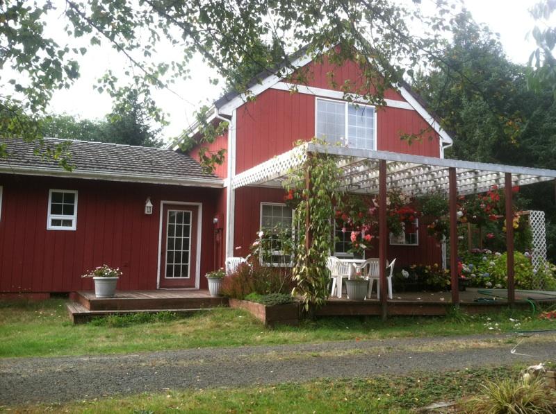 3509 Terri St North Cove WA 98590
