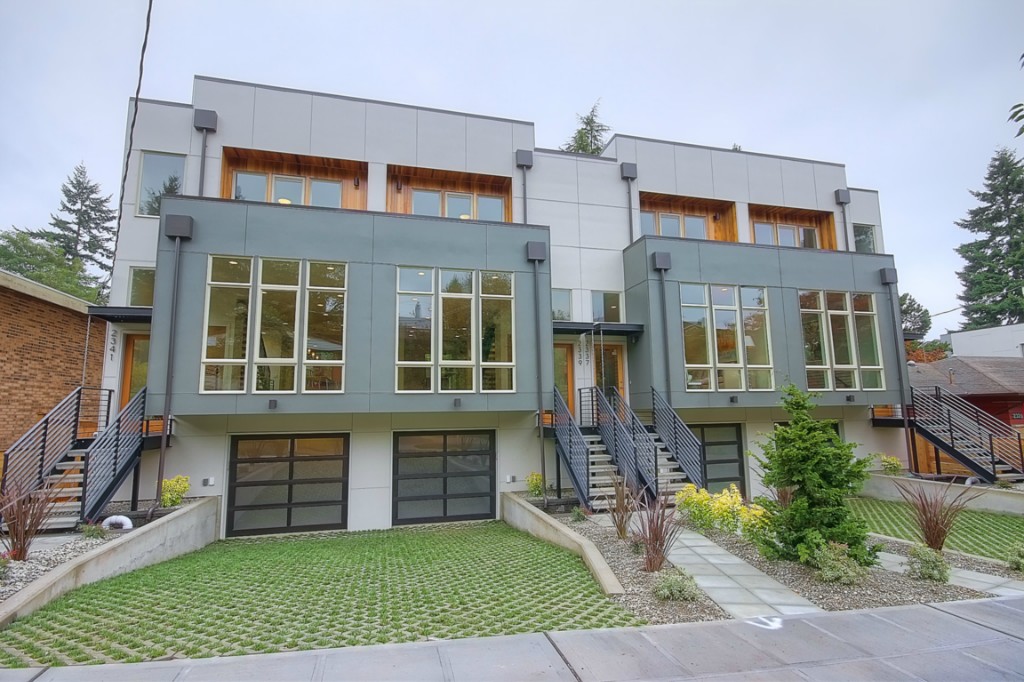 2335 48th Ave SW Seattle WA 98116