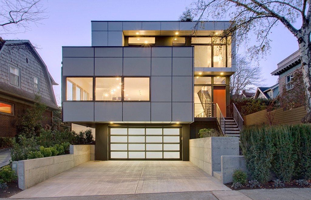 1313 4th Ave W Seattle WA 98119
