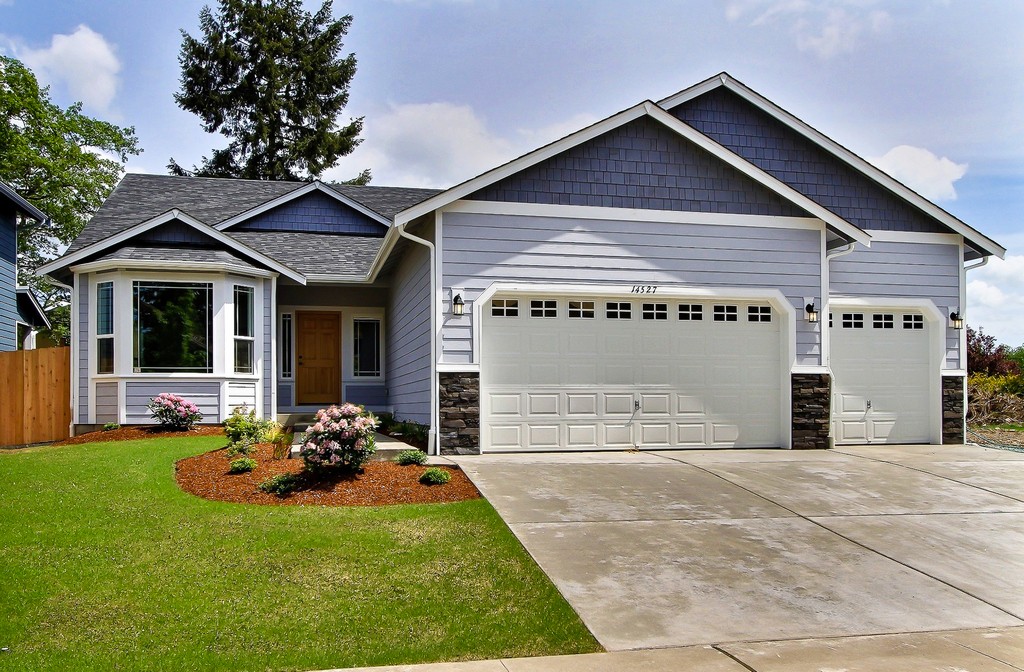 14530 20th Ave Ct E Unit  Tacoma WA 98445